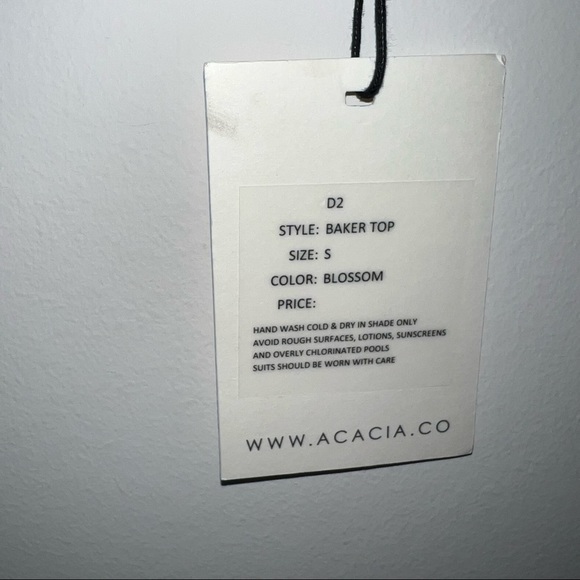 NEW Acacia baker bandeau knotted bikini top in blossom. - Picture 6 of 6